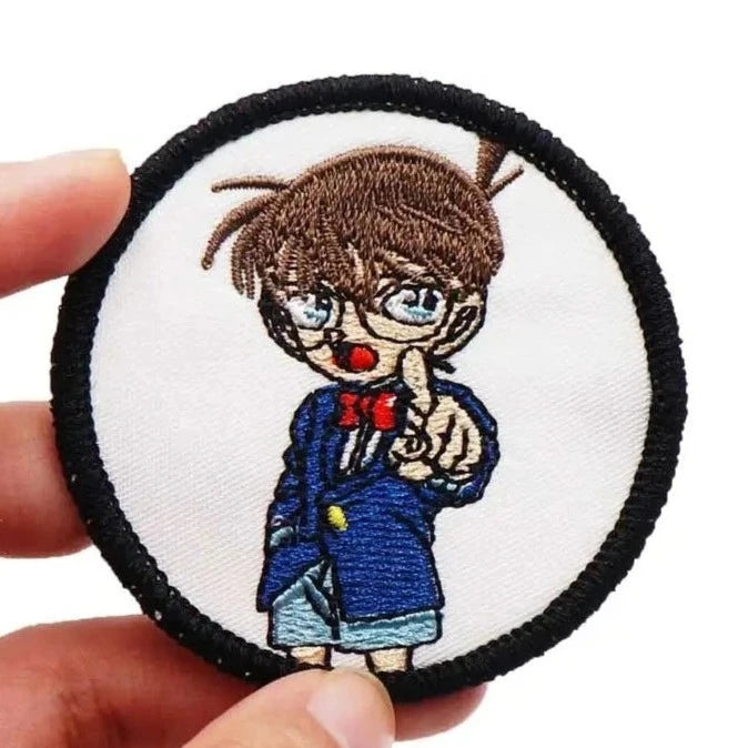 Detective Conan 'Pointing | Round' Embroidered Velcro Patch