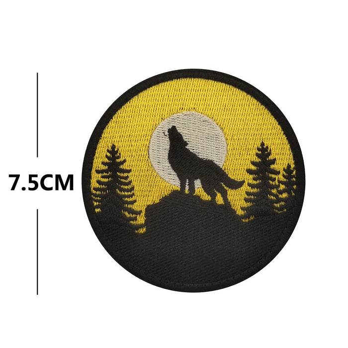 Howling Wolf 'Round' Embroidered Velcro Patch
