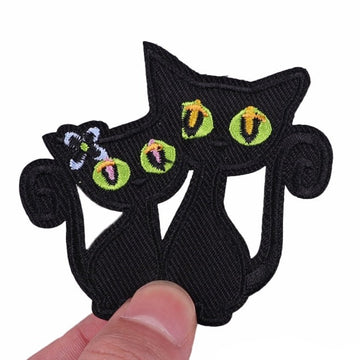 Cool 'Black Cat Couples' Embroidered Patch