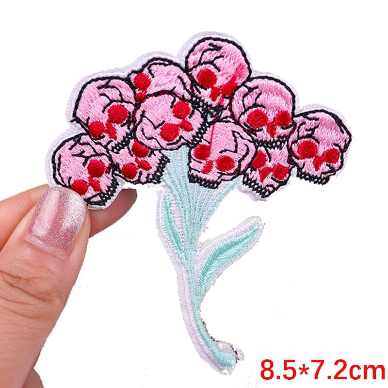 Cute 'Pink Skull Bouquet' Embroidered Patch