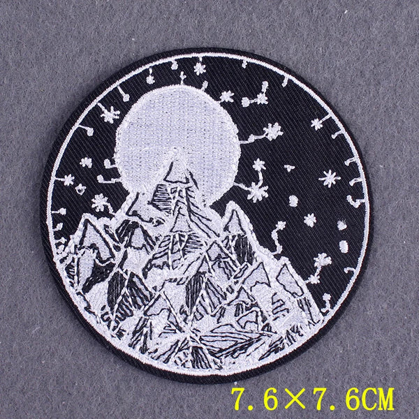 Mountains 'Full Moon' Embroidered Patch