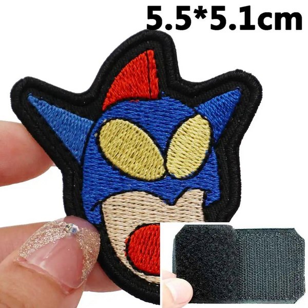 Crayon Shin Chan 'Action Kamen | Head' Embroidered Velcro Patch