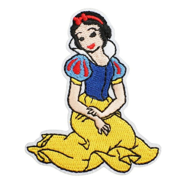 Snow White 'Sitting' Embroidered Patch