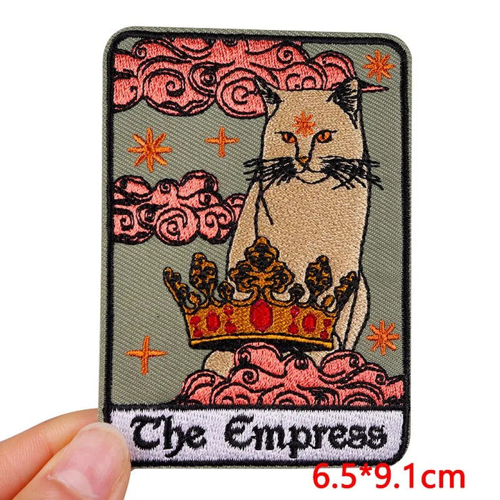 Tarot Card 'The Empress | White Cat' Embroidered Patch
