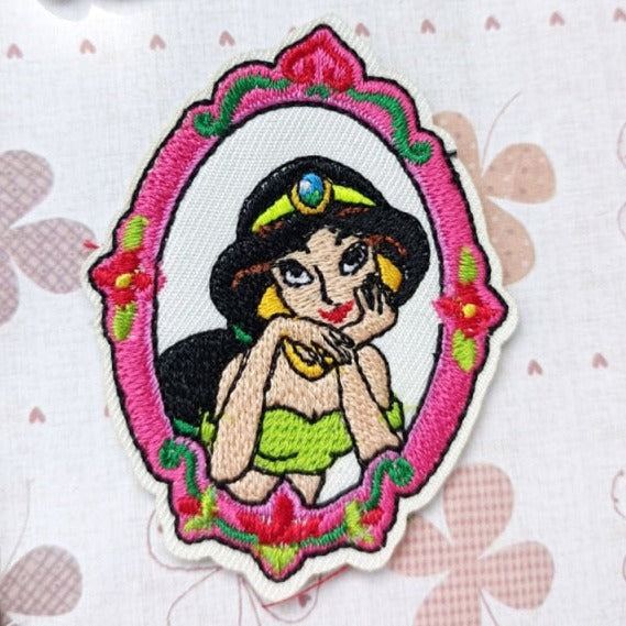 Arabian Nights 'Jasmine | Round Mirror' Embroidered Patch