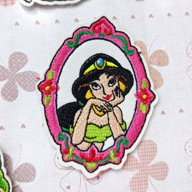 Arabian Nights 'Jasmine | Round Mirror' Embroidered Patch