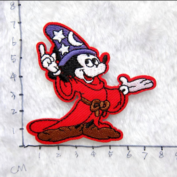 Mickey Mouse 'Sorcerer Mickey | Pointing' Embroidered Patch