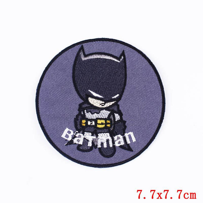 Batman 'Standing | Round' Embroidered Patch