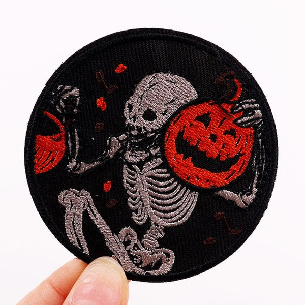 Skull 'Skeleton Holding A Pumpkins | Laughing' Embroidered Patch