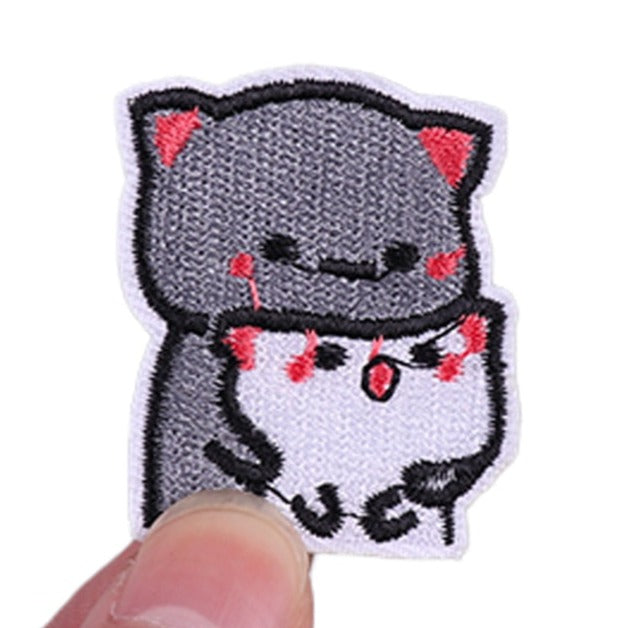 Cute 'Hugging Cat Couples' Embroidered Velcro Patch