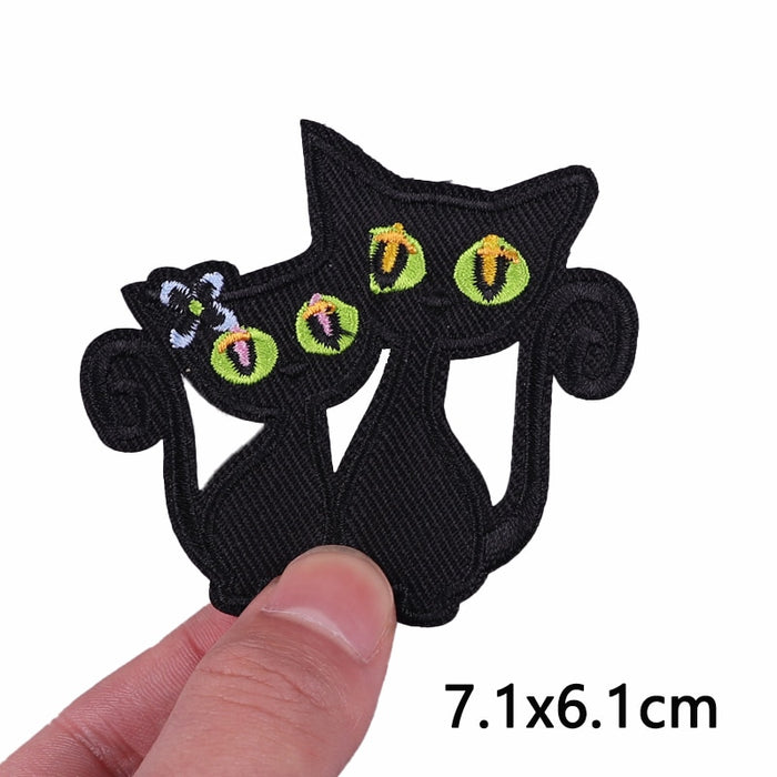Cool 'Black Cat Couples' Embroidered Patch