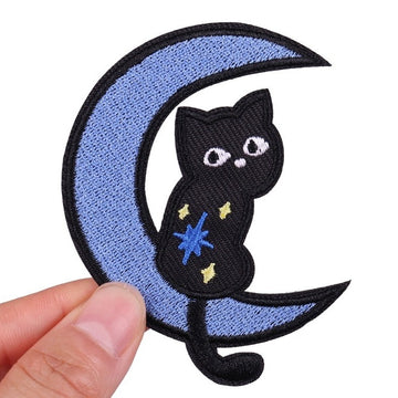 Crescent Moon 'Black Cat | Waiting' Embroidered Patch