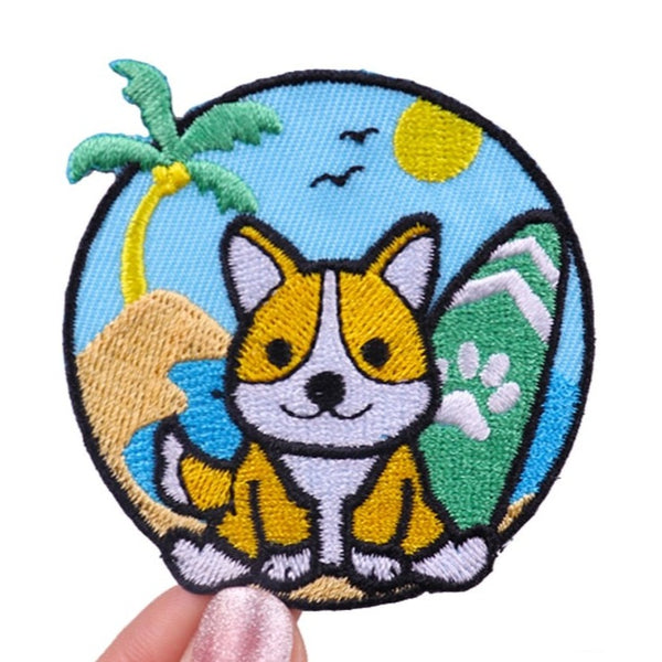 Cute 'Corgi On A Beach | Sitting' Embroidered Patch