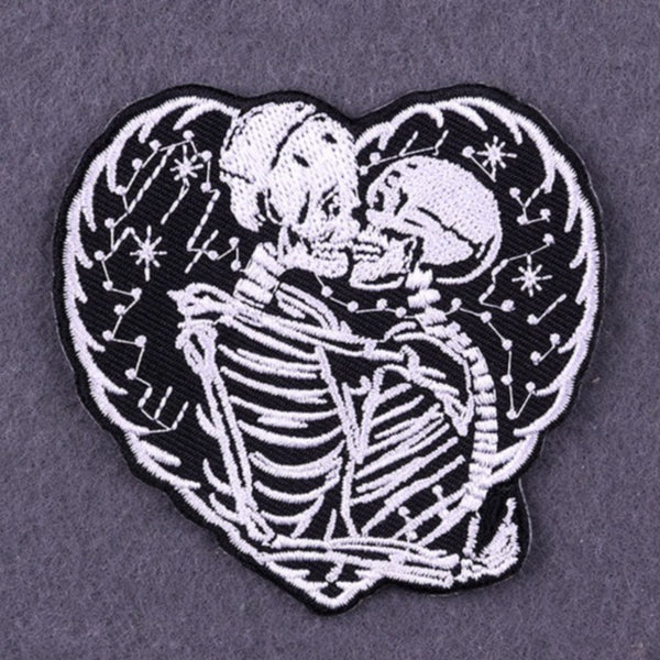 Heart Shaped 'Skeleton Couple | Kissing' Embroidered Patch