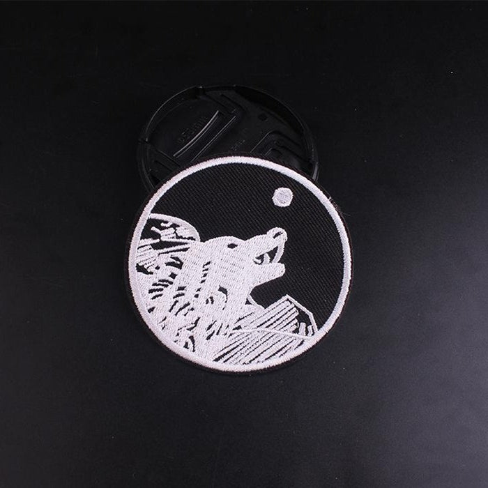 Cool 'Wolf Moon' Embroidered Patch