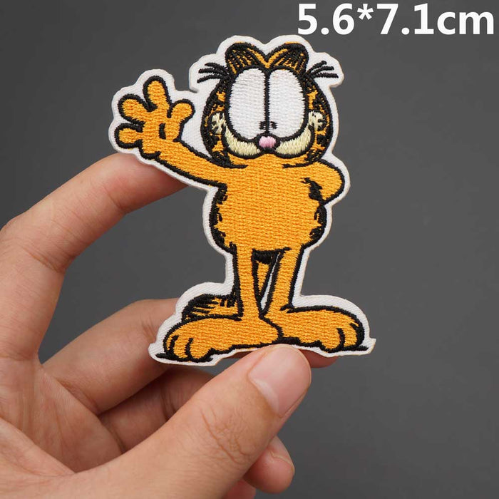 Garfield 'Waving | White Trim' Embroidered Patch