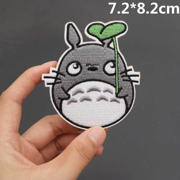 My Neighbor Totoro 'Umbrella Leaf | Big' Embroidered Patch