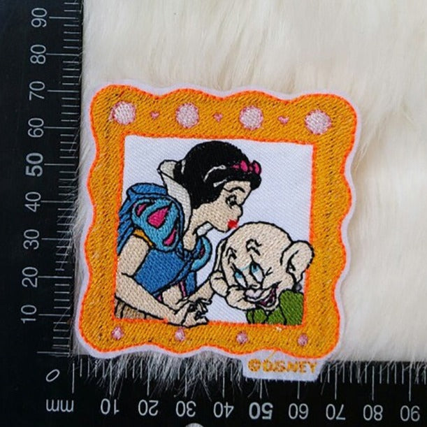 Snow White 'Kissing Dopey Head' Embroidered Patch