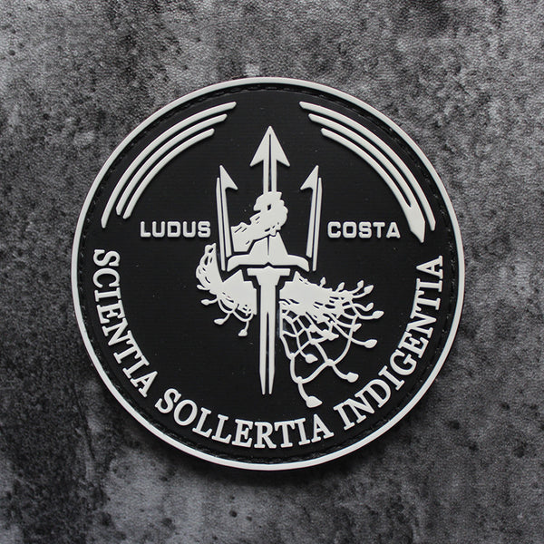 Costa Badge 'Scientia Sollertia Indigentia' PVC Rubber Velcro Patch